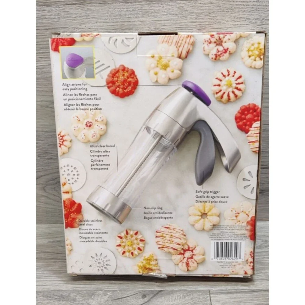 Wilton Preferred Press Cookie Press Set 12 Stainless Steel Discs Gray Clear